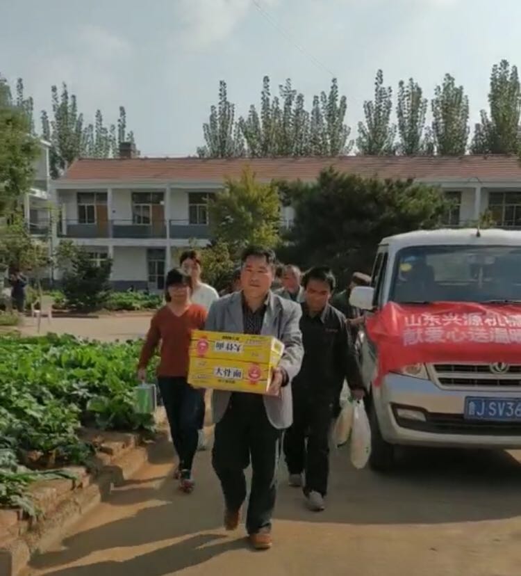 山東興源機(jī)械有限公司|起重機(jī)|行車|山東興源機(jī)械|單梁起重機(jī)|電動葫蘆|起重配件|www.ahhswy.cn|xyqzj|xyqzj.com|興源起重機(jī)|興源|起重機(jī)行車|起重設(shè)備|起重機(jī)械